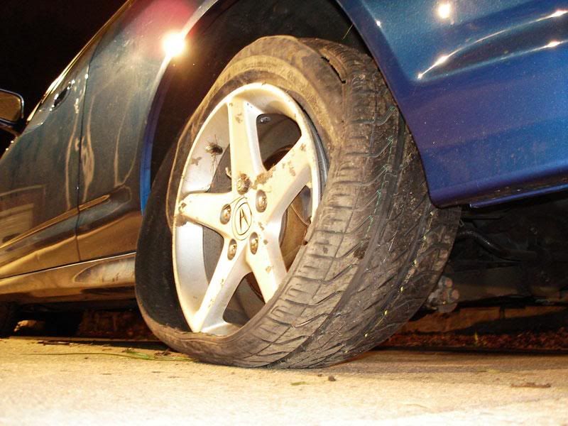 Kumho Tires FTL !!! Defect...Blowout...Accident PICS [56k go fap