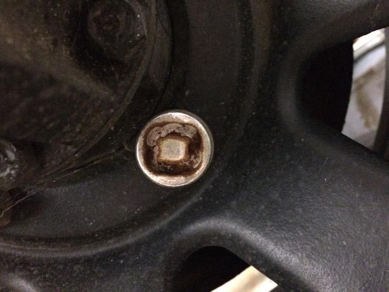 Weird lug nut Jeep Wrangler Forum