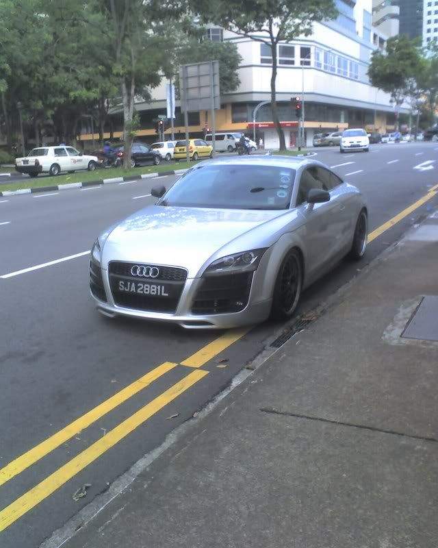Audi Front View 11-06-08_1702.jpg