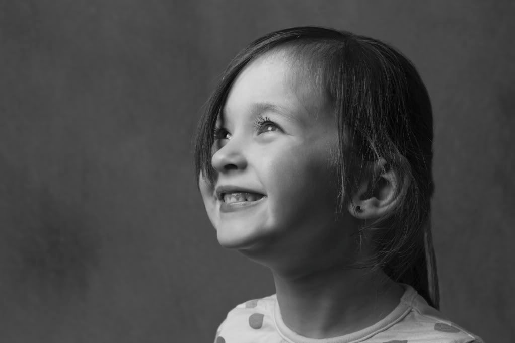 IMAGE: http://i114.photobucket.com/albums/n255/DON-T5/CHEEKYLANEY.jpg