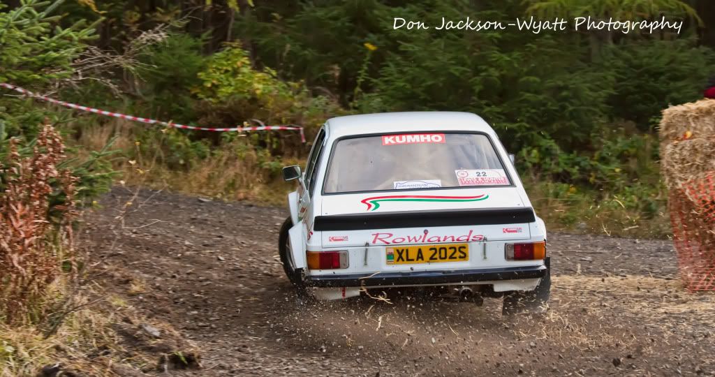 IMAGE: http://i114.photobucket.com/albums/n255/DON-T5/Cambrian/MKIIREAR1.jpg