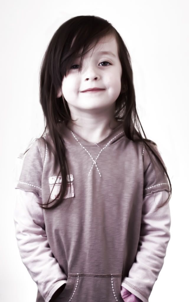 IMAGE: http://i114.photobucket.com/albums/n255/DON-T5/laneyhi-key.jpg