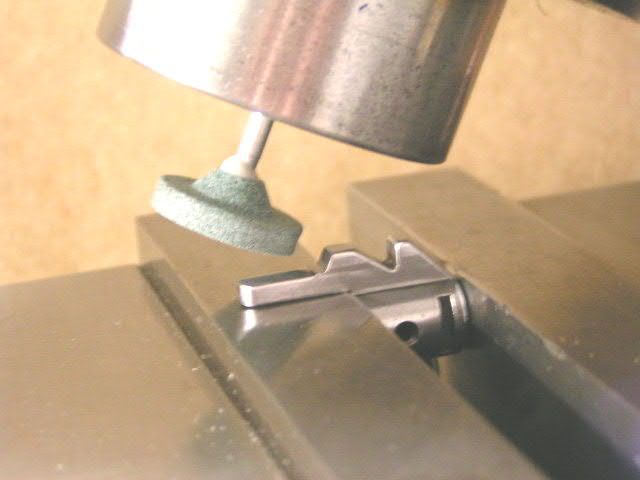 Cockingpiecegrindingcloseup.jpg