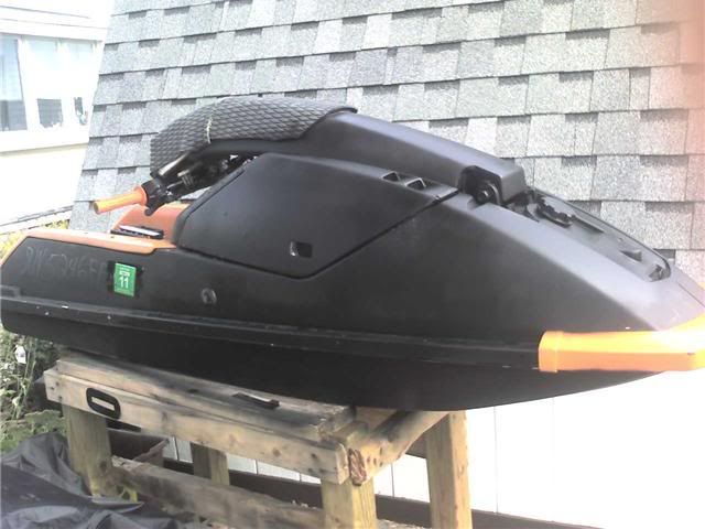 http://i114.photobucket.com/albums/n265/hfthe3rd/jetski4.jpg