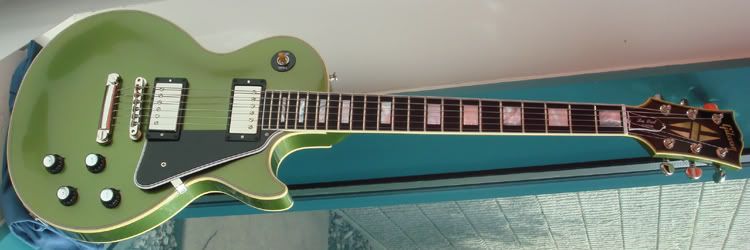 pelham_blue_les_paul_2.jpg