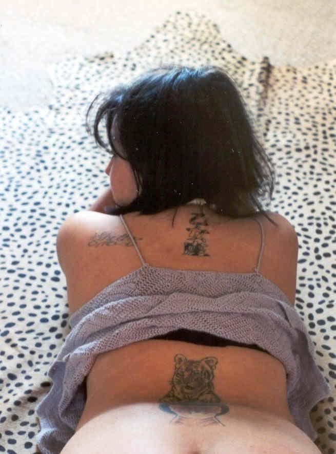 Artistic and nice Art Tattoo design in the sexy back girl.