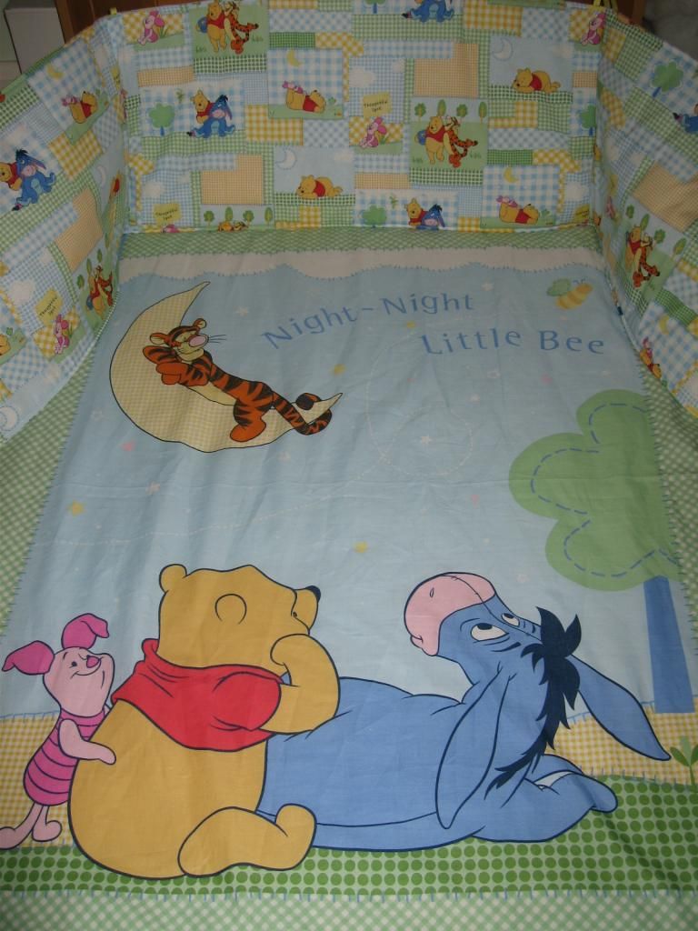 Winnie the Pooh, Piglett, Tigger, Eeyore Cot/Cot bed Quilts, Bumpers