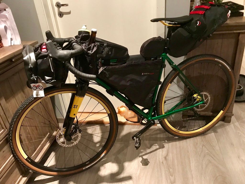 Langtur på fjellet hvilke vesker skal man velge Topeak Pannier Drybag Sideveske Bikeshop.no Bikeshop.no